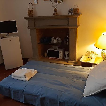 프라토 La Casina Della Volpe 아파트 외부 사진