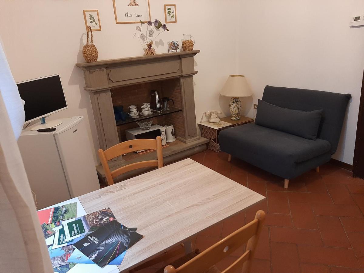 프라토 La Casina Della Volpe 아파트 외부 사진
